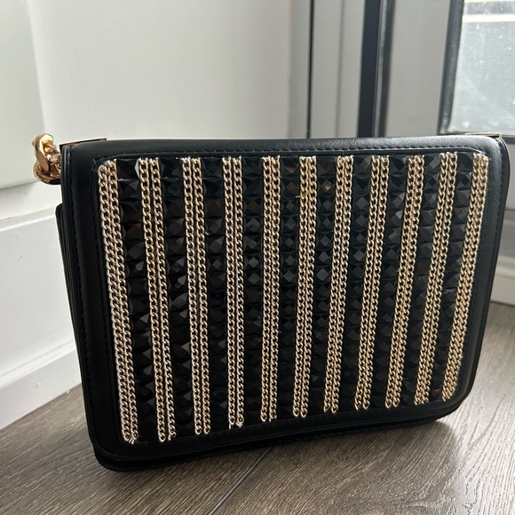 Black and gold faux leather clutch crossbody - Picture 1 of 7
